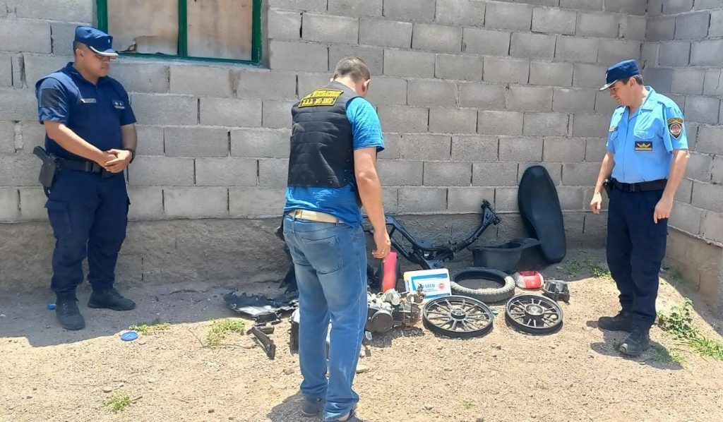 RECUPERARON “DESGUAZADA” UNA MOTO ROBADA EN RÍO SECO