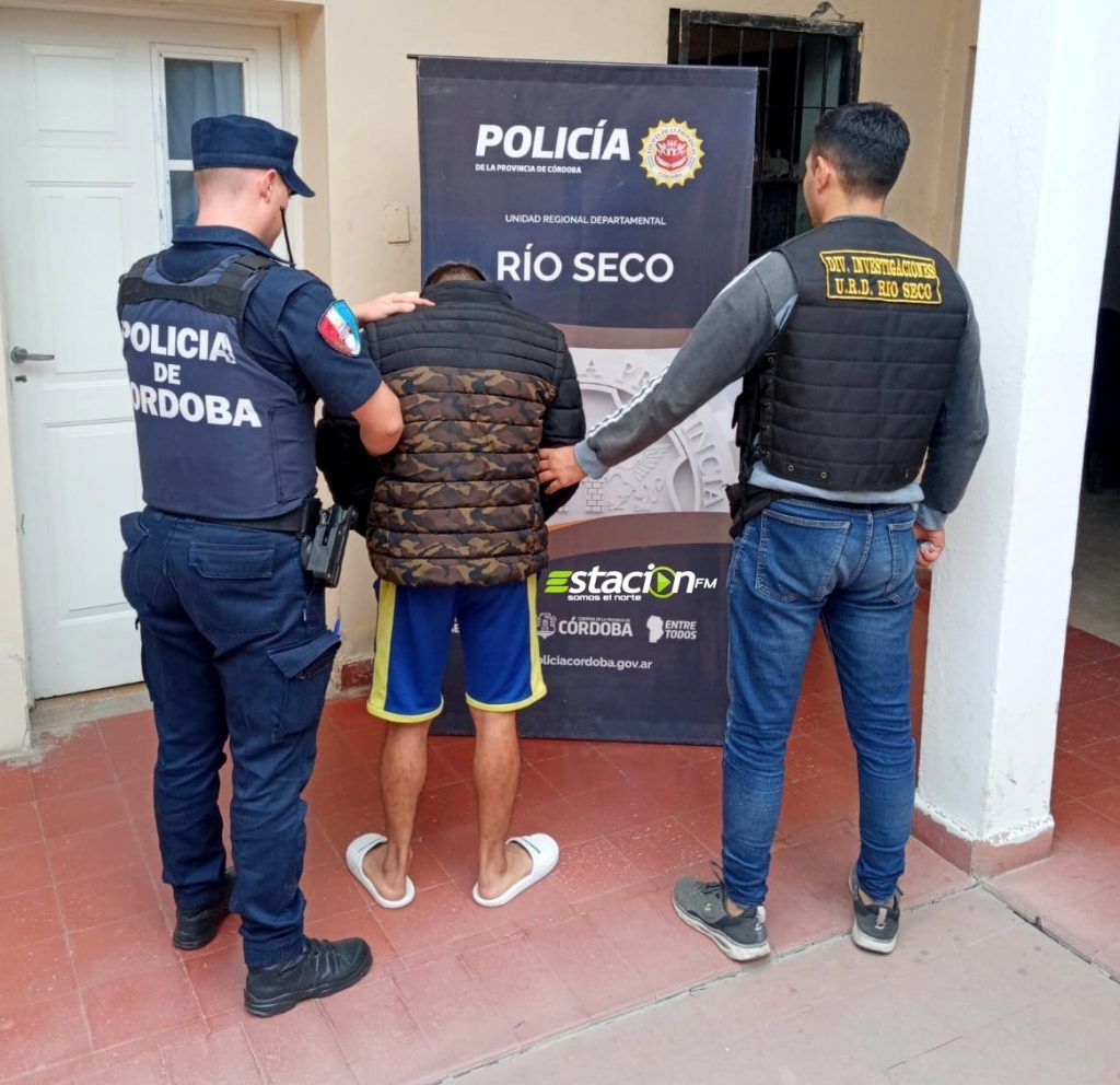 DETIENEN A UN JOVEN ACUSADO DE VARIOS ROBOS EN RÍO SECO