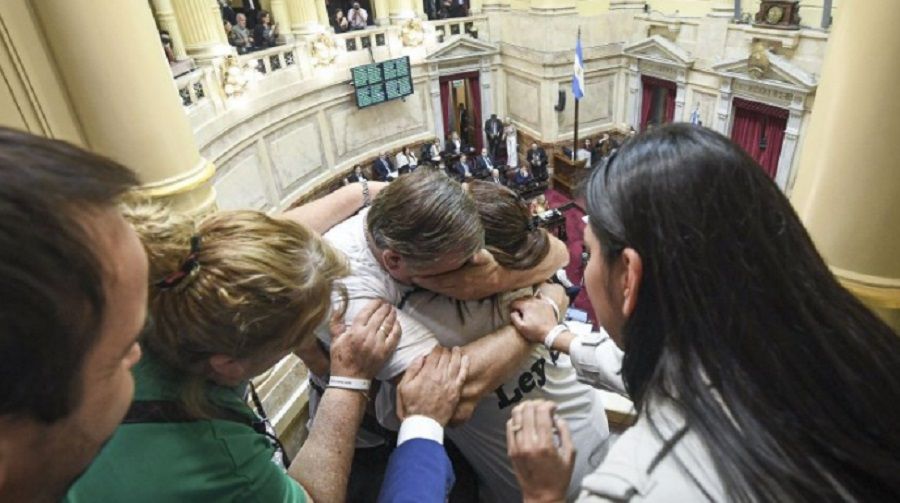 EL SENADO APROBÓ LA LEY LUCIO