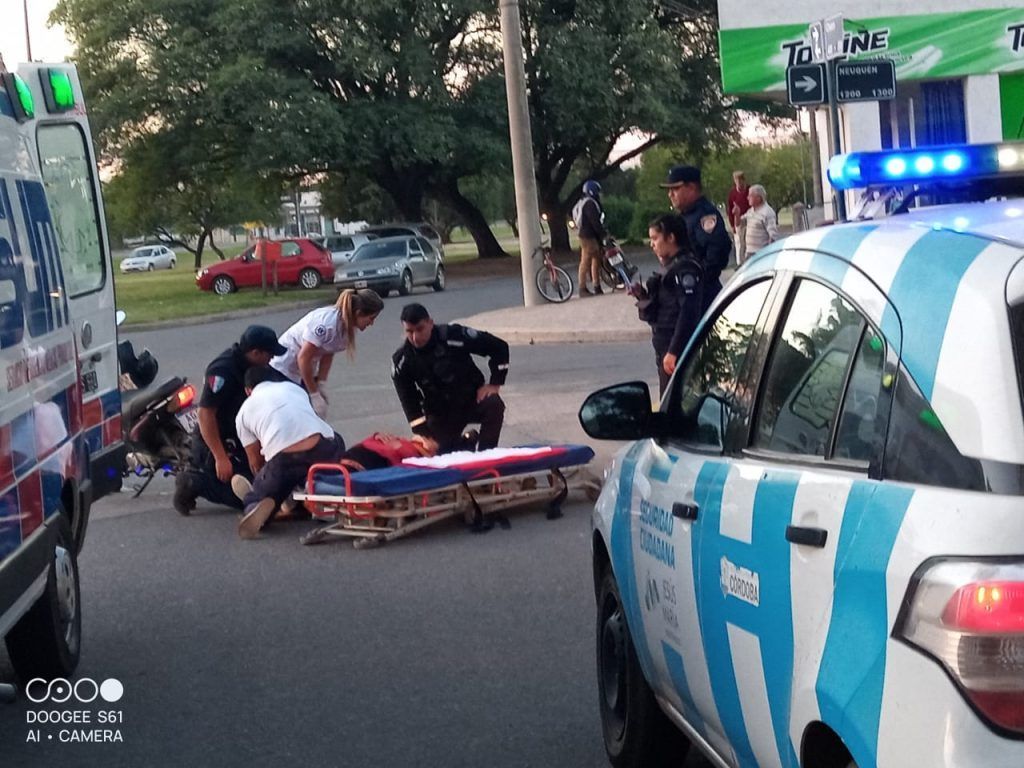 DOS CONDUCTORAS CHOCARON EN BARRIO LA FLORIDA DE JESUS MARÍA