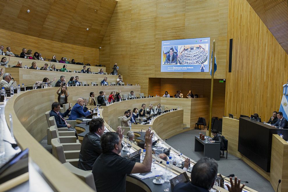 APROBARON LA NUEVA LEY DE LOS EQUIPOS DE SALUD