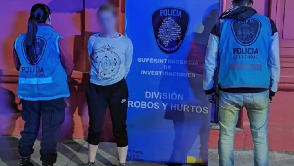 DETUVIERON A LA HIJA “TRAIDORA”: DIO INFORMACIÓN A DELINCUENTES PARA QUE LE ROBEN A SUS PADRES