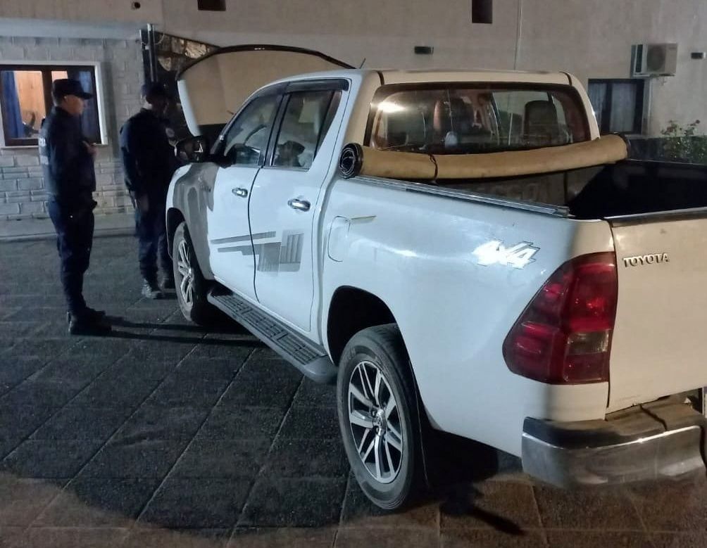 RECUPERAN UN VEHÍCULO CON PEDIDO DE SECUESTRO EN VILLA CANDELARIA