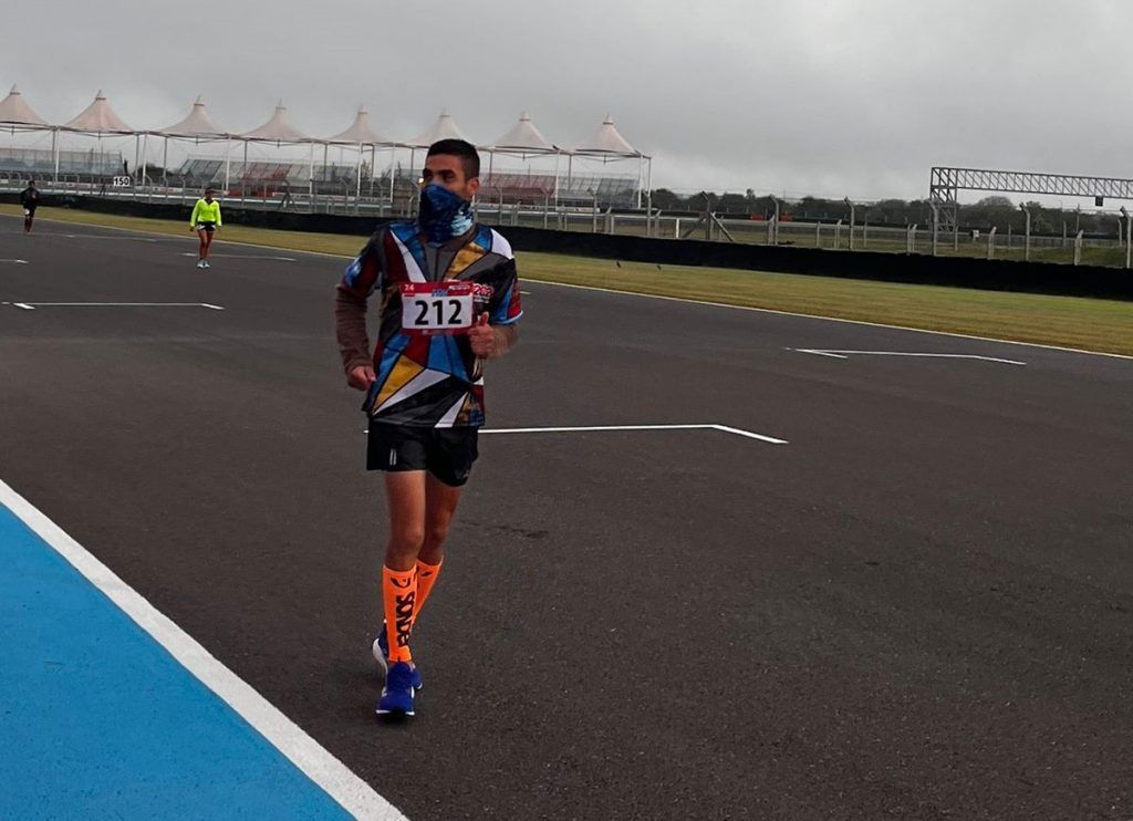 FACUNDO NAVARRO TERMINÓ 5TO EN LAS 24 HORAS DE TERMAS DE RÍO HONDO
