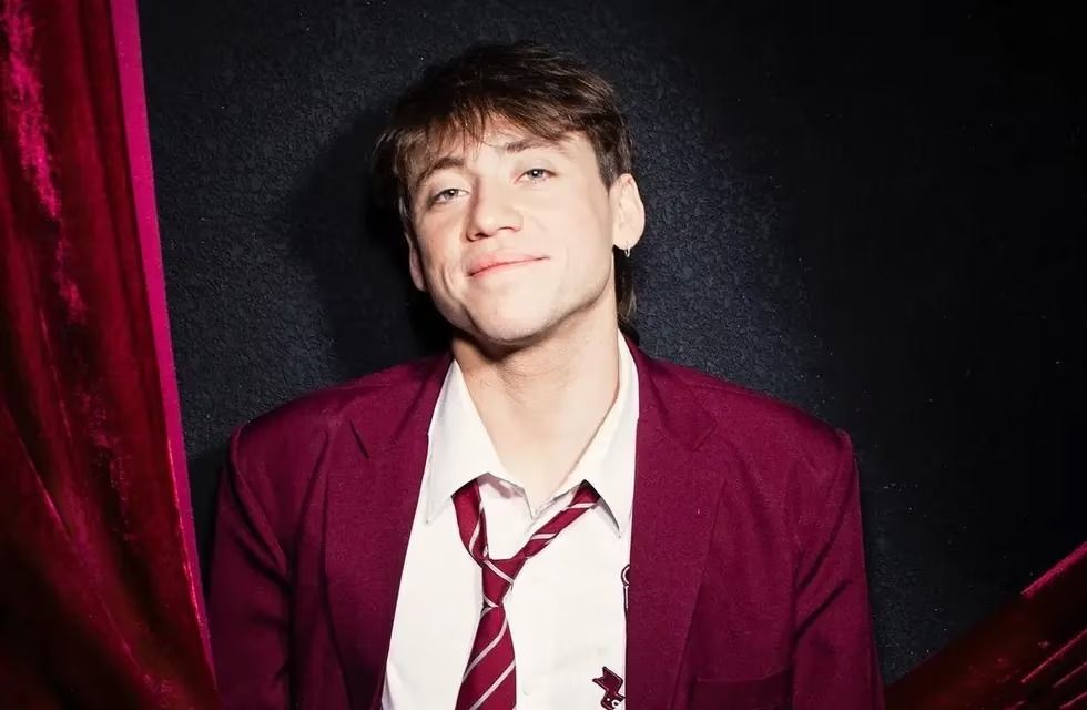 PAULO LONDRA PRESENTÓ “NUBLADO” CON LA PARTICIPACIÓN DE TRAVIS BARKER DE BLINK 182