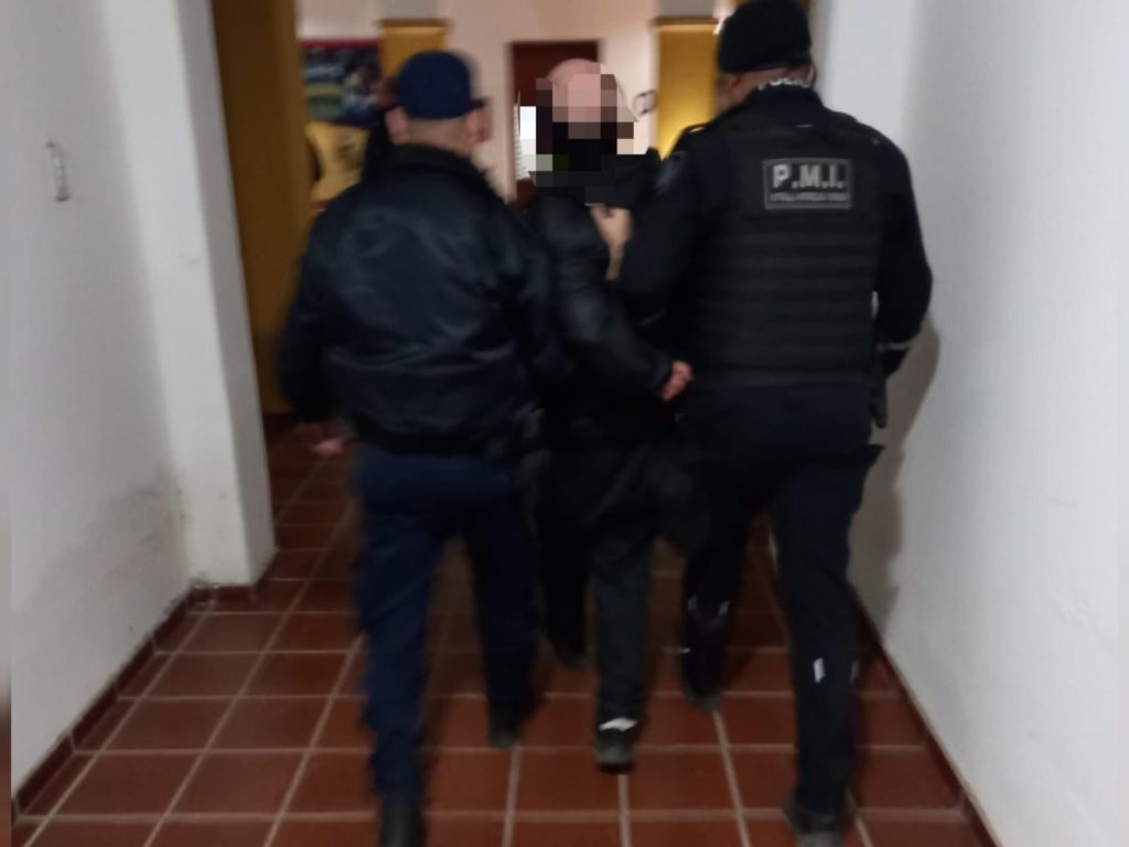 DEAN FUNES: UN DETENIDO POR ASALTAR A MANO ARMADA UN COMERCIO
