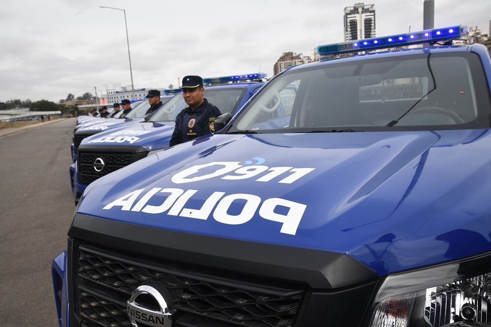 LA POLICÍA RECIBIÓ 72 CAMIONETAS PARA PATRULLAR EN EL INTERIOR PROVINCIAL