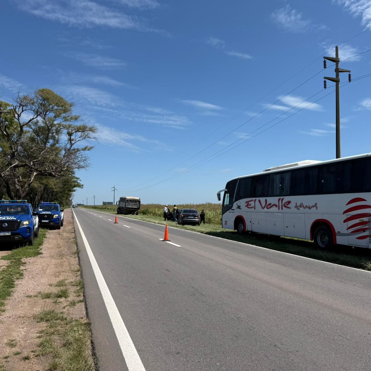 SINSACATE: CHOCARON UN CAMIÓN Y UN COLECTIVO QUE TRASLADABA EMPLEADOS DE ARCOR