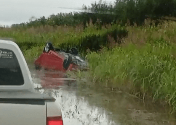 UN AUTO DESPISTÓ EN VILLA GUTIÉRREZ