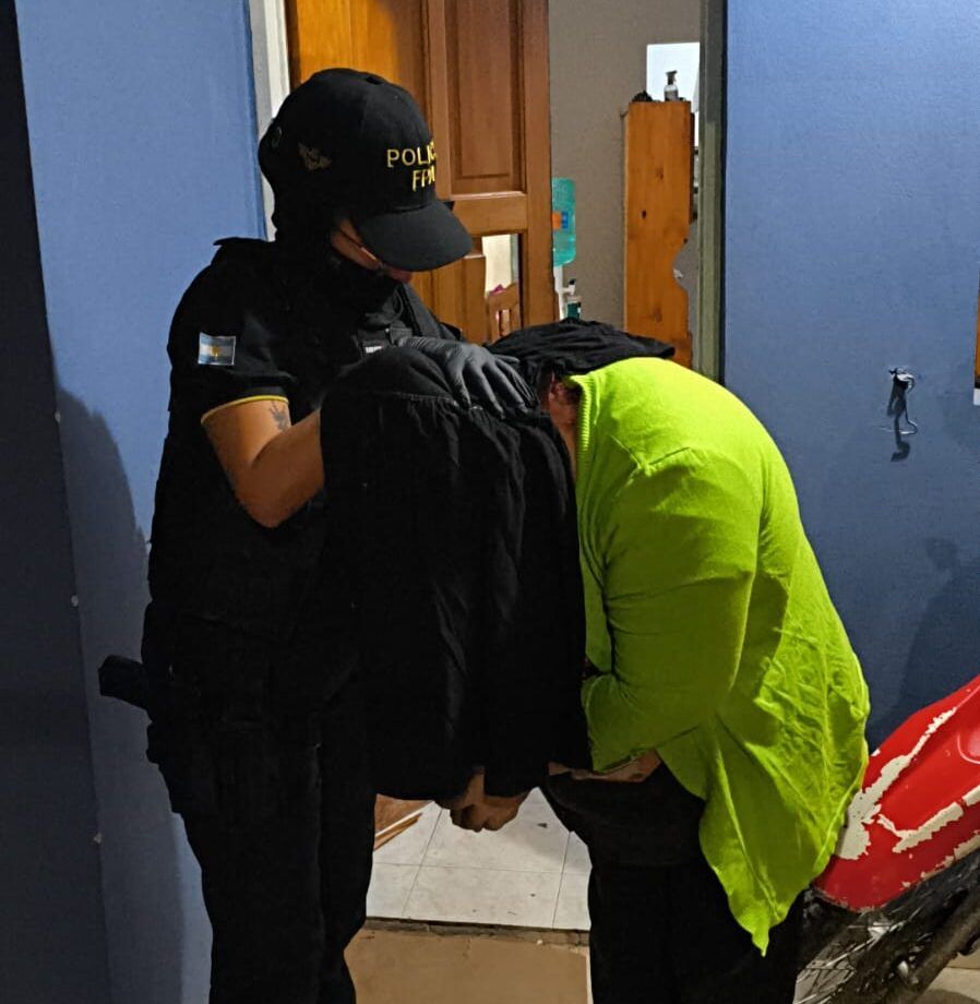 LA FPA DETUVO NUEVAMENTE A UNA MUJER CONDENADA POR VENTA DE COCAÍNA EN TOTORAL