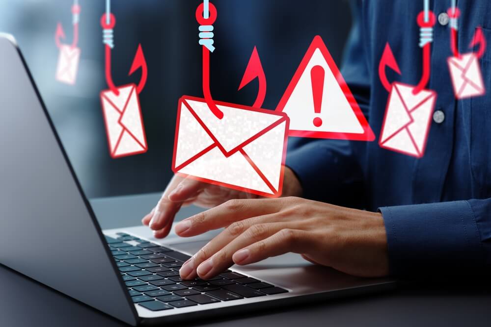 ALERTA DE LA POLICÍA DE CÓRDOBA: OMNIPHISHING, LA ESTAFA COORDINADA PARA ROBAR DATOS Y DINERO