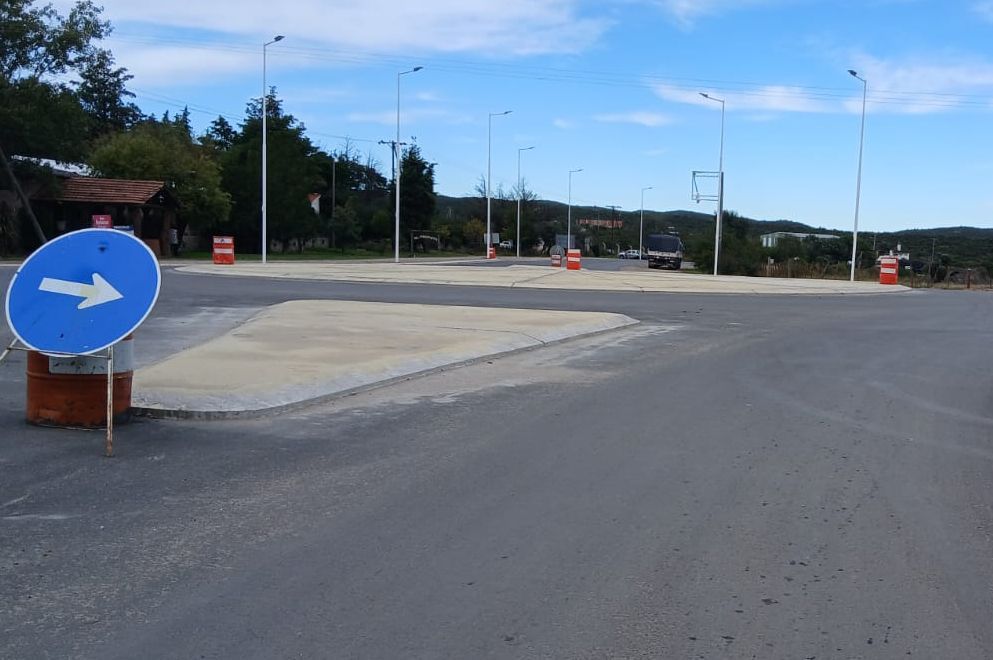ETAPA FINAL DE LA REPAVIMENTACIÓN DE LA RP15 ENTRE LA HIGUERA Y SAN CARLOS MINAS